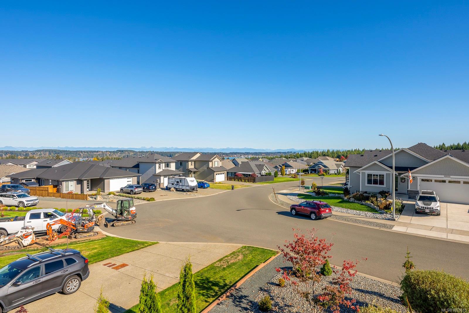 3376 Eagleview Cres — listing photo 12 of 55