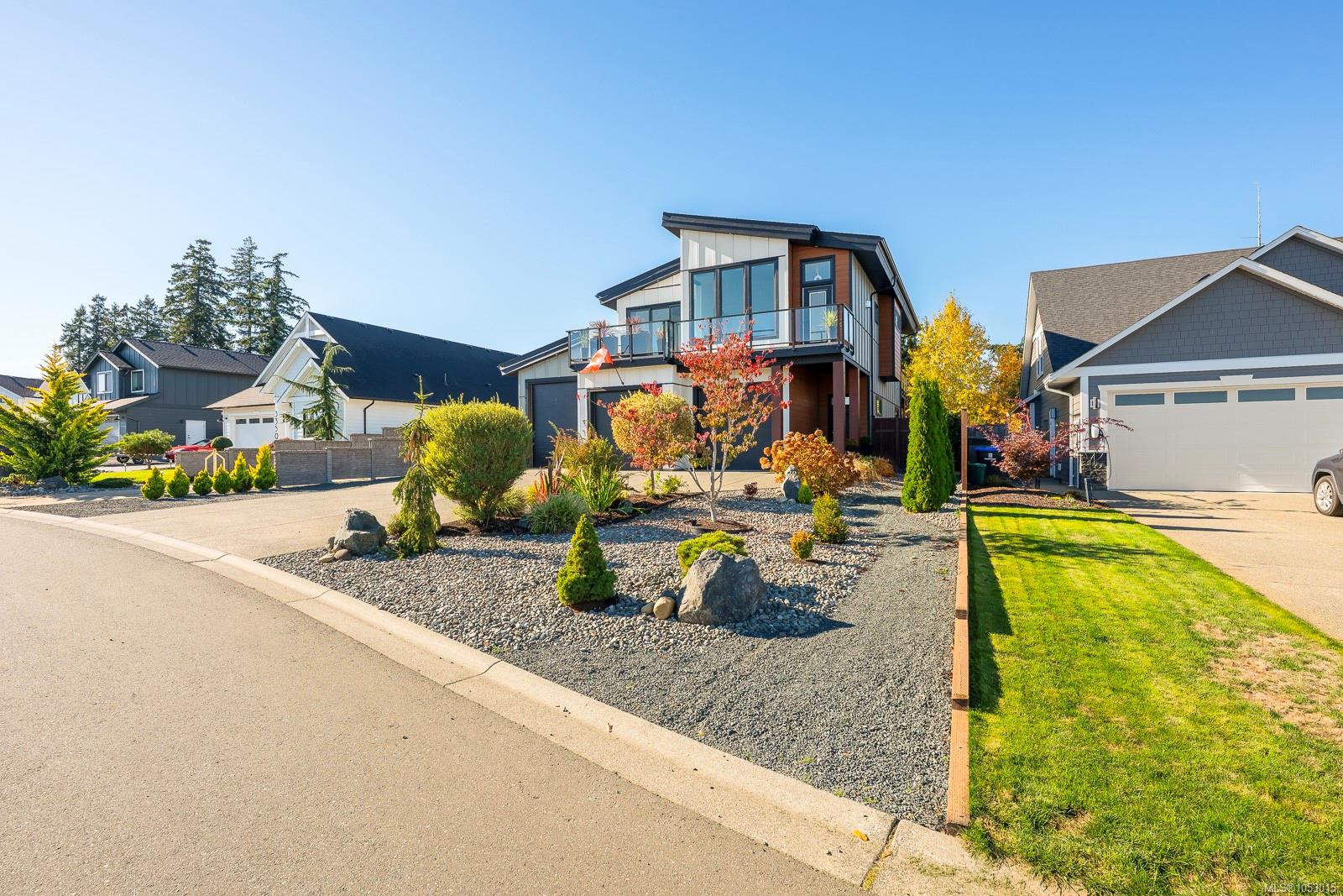 3376 Eagleview Cres — listing photo 7 of 55