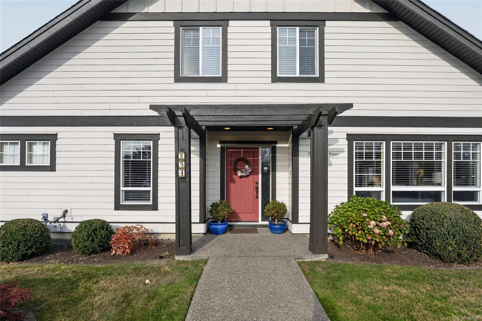 294 Crabapple Cres — listing photo 11 of 59