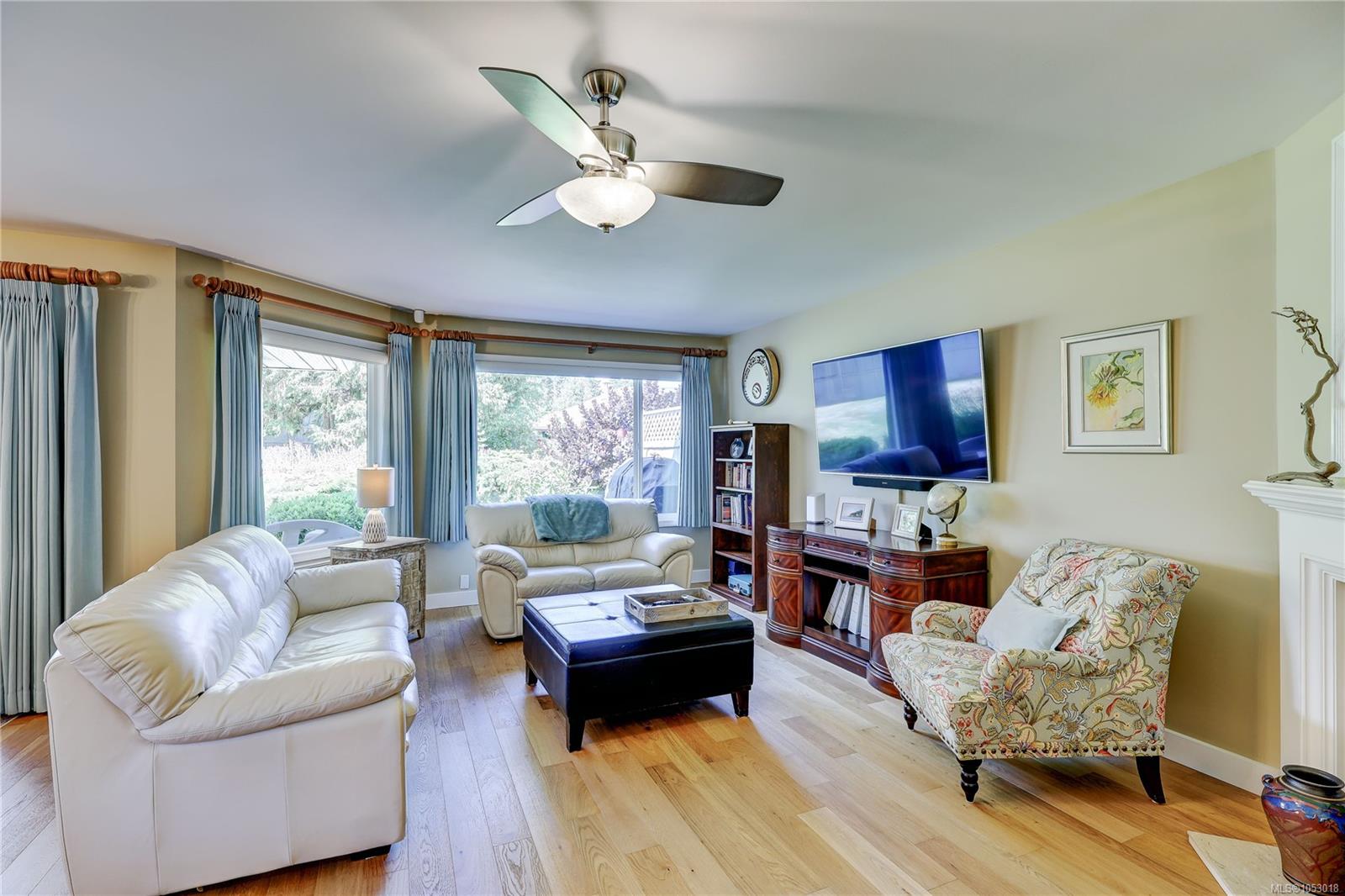 201-330 Dogwood St — listing photo 7 of 58