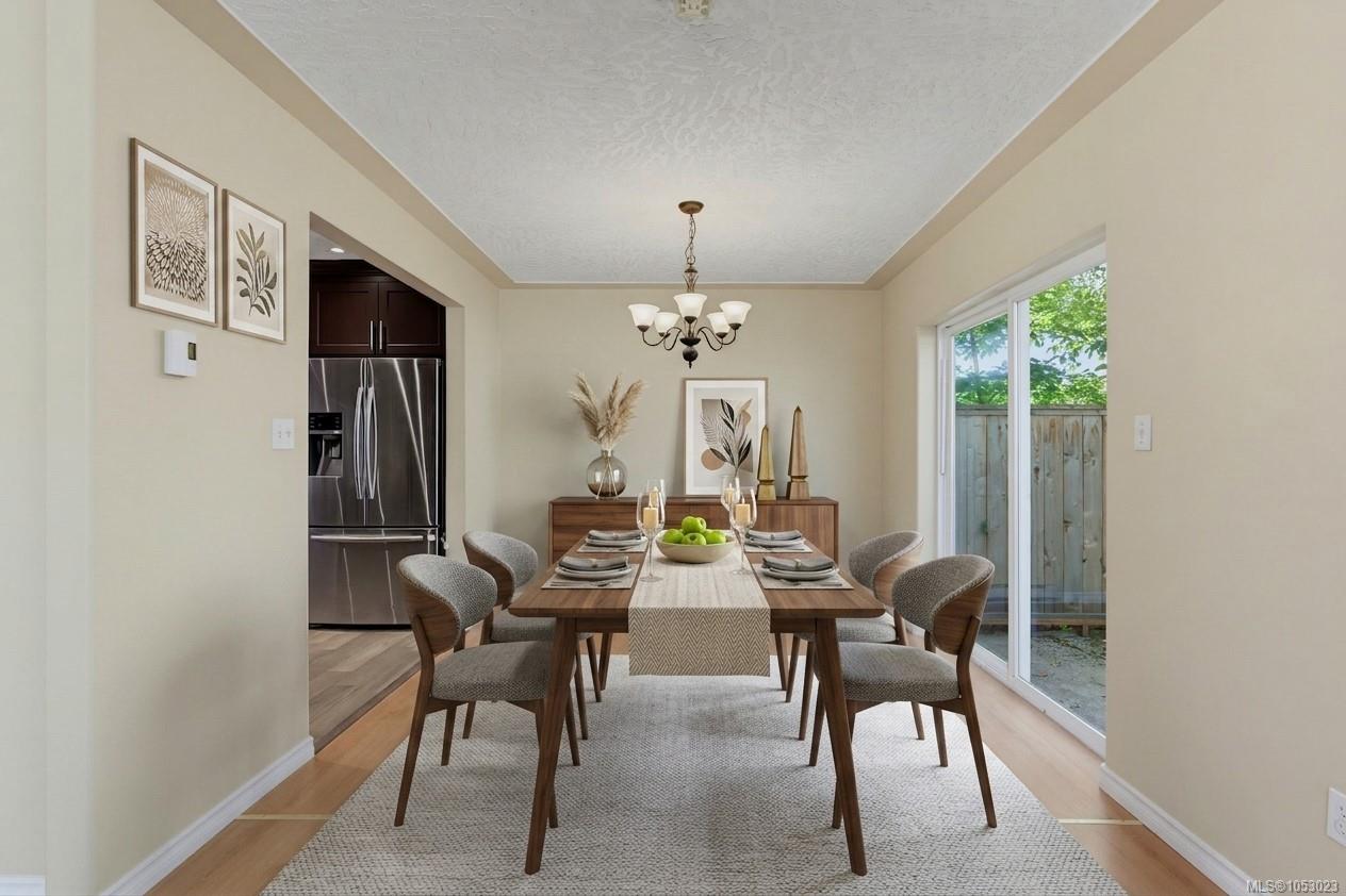 637 Jolly Pl — listing photo 5 of 42