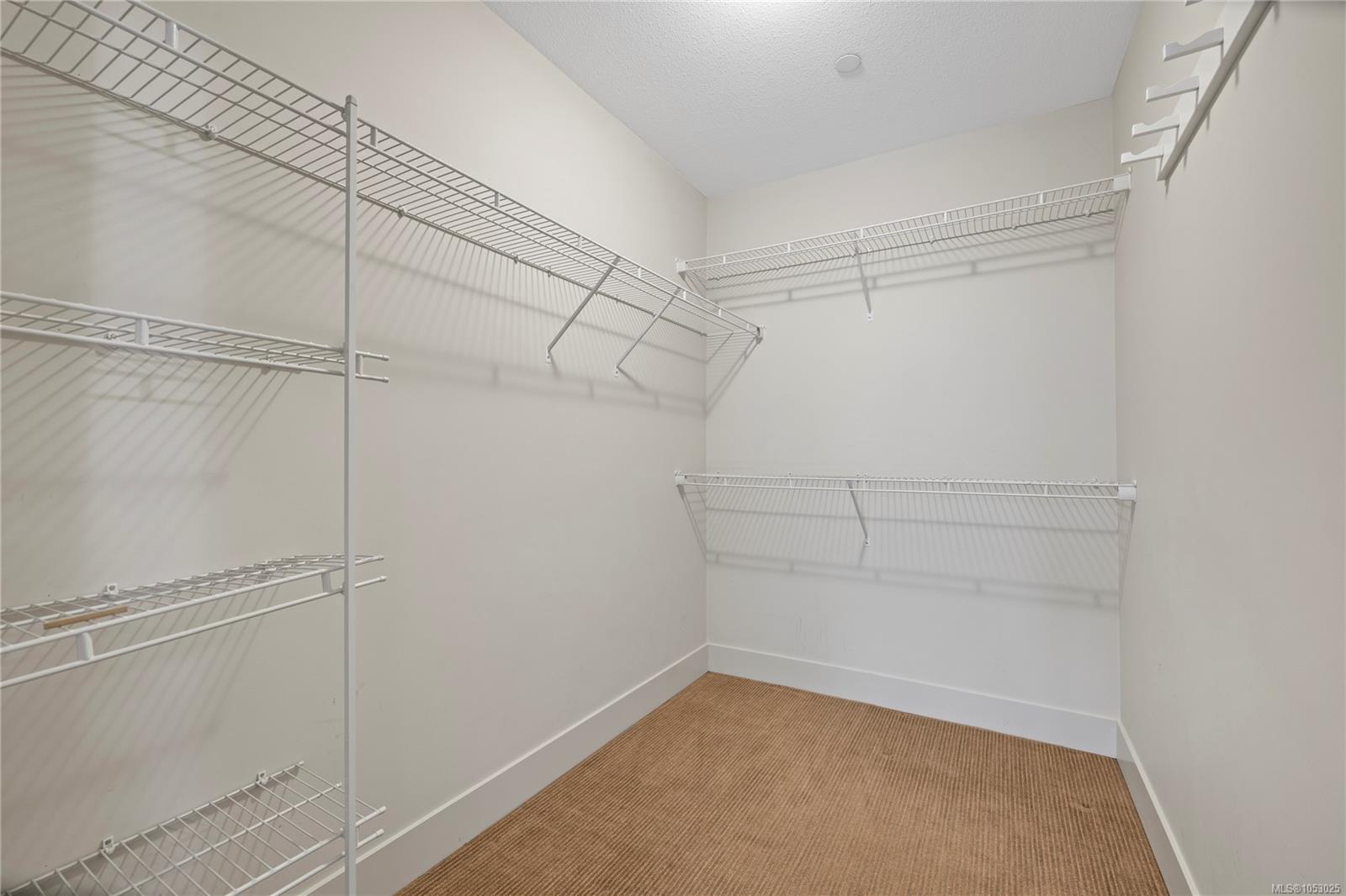 114-6310 McRobb Ave — listing photo 13 of 29