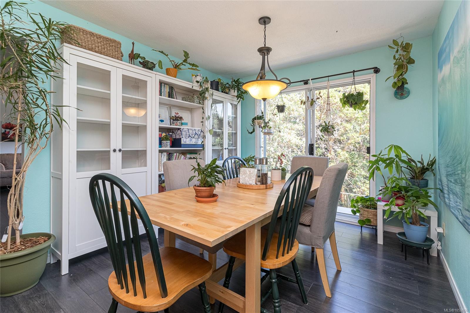 3330 Ravenwood Rd — listing photo 12 of 47