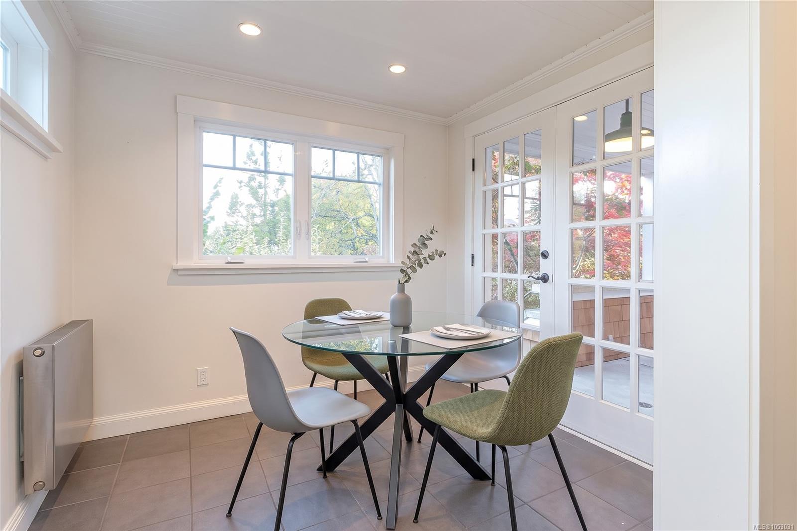 738 Watson St — listing photo 9 of 50