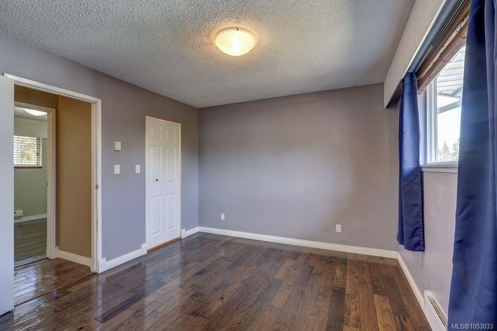 282 Harwell Rd — listing photo 13 of 30