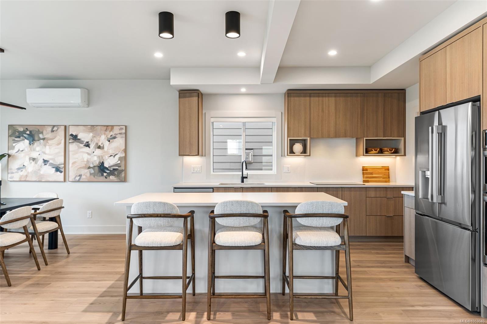 3585 Temperate Pl — listing photo 4 of 25