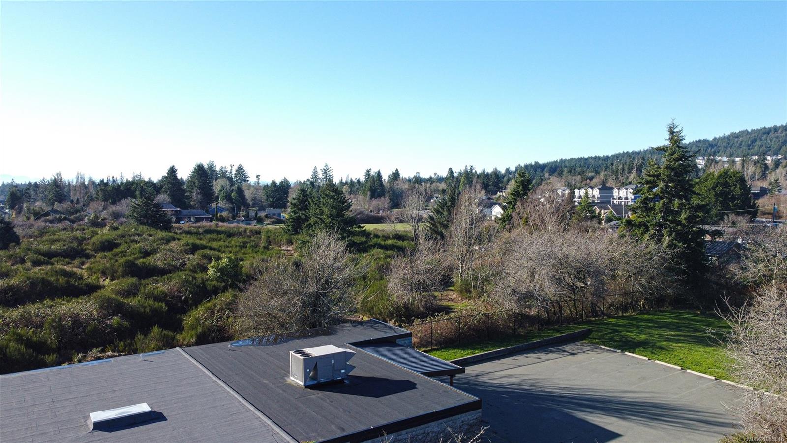 6734 West Coast Rd — listing photo 6 of 11