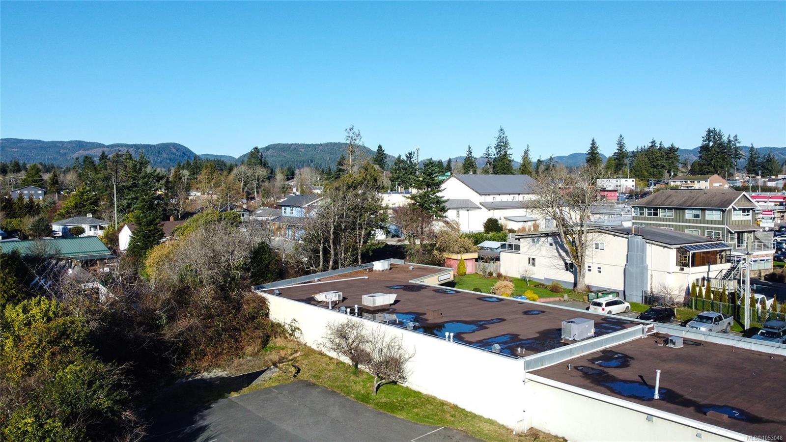 6734 West Coast Rd — listing photo 8 of 11