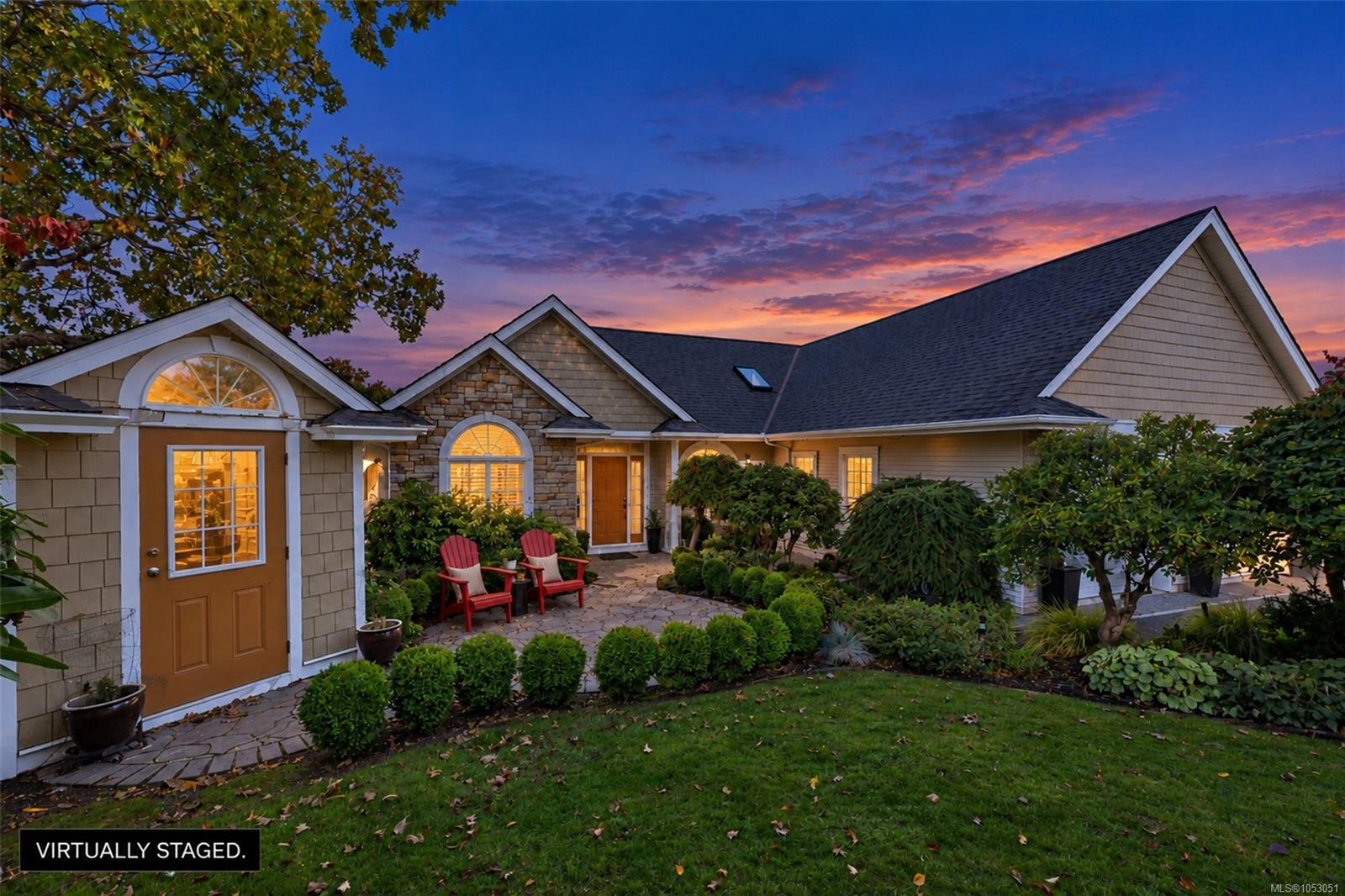 6097 Chippewa Rd — listing photo 9 of 83