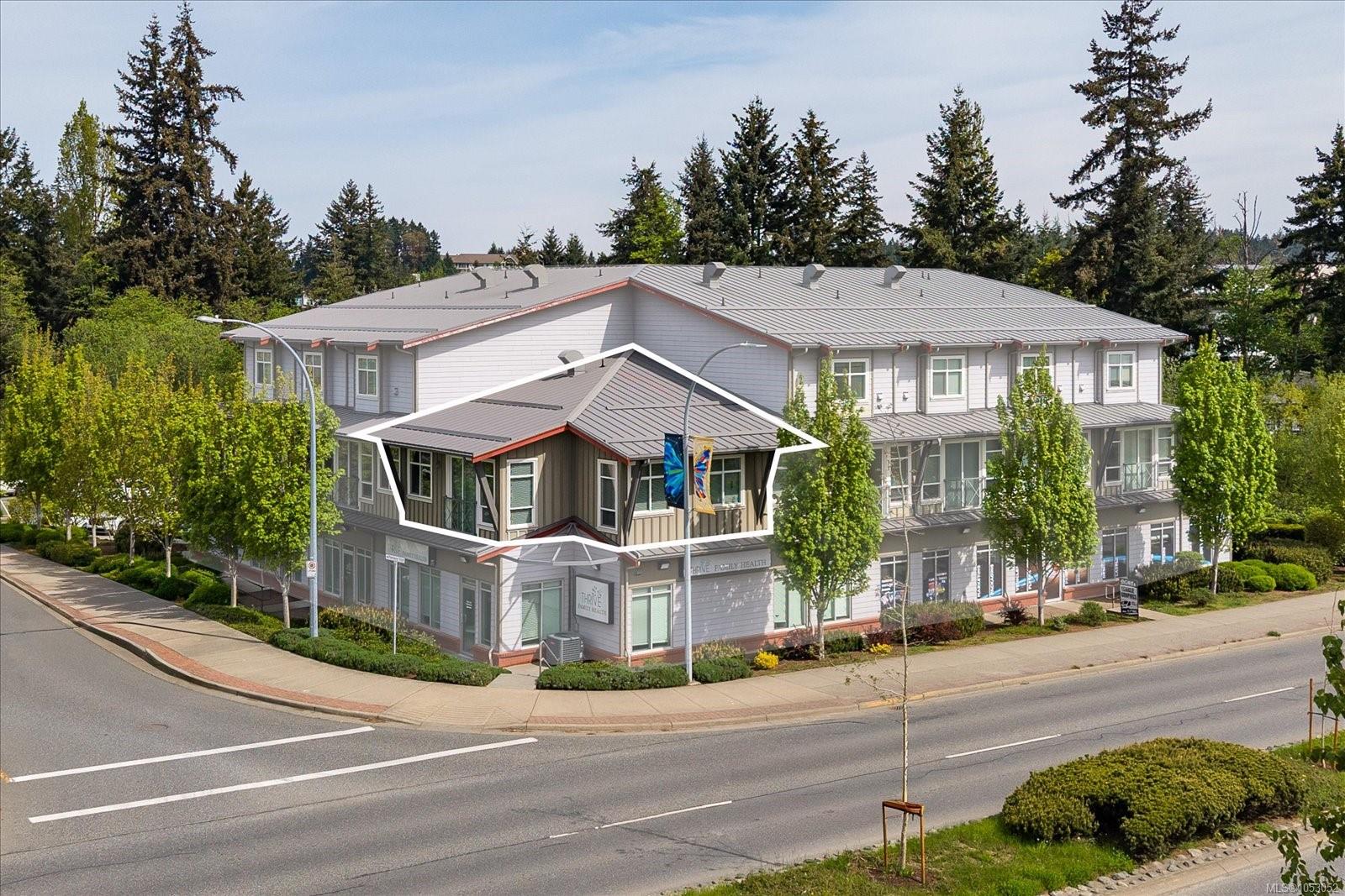 205-5170 Dunster Rd — listing photo 3 of 22