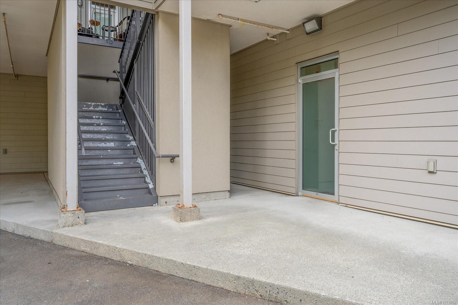 205-5170 Dunster Rd — listing photo 4 of 22