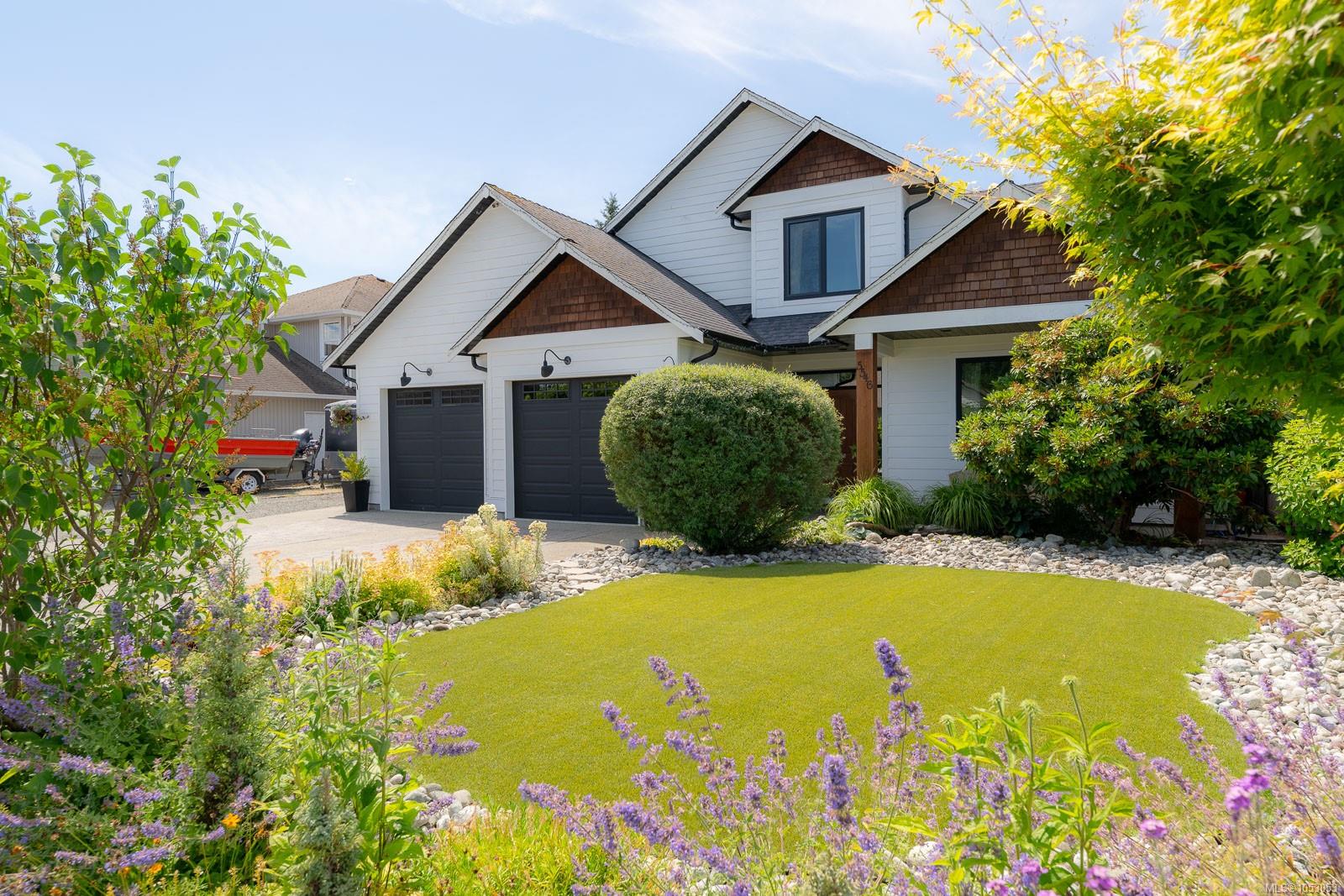 5546 Woodland Cres — listing photo 6 of 77
