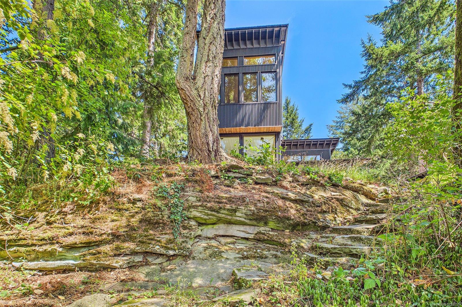 182 Colvilleton Trail — listing photo 3 of 62