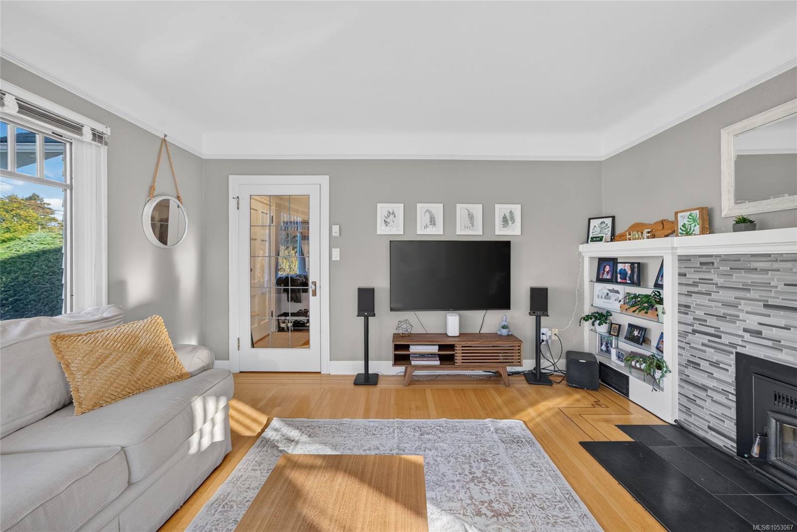 3015 Dean Ave — listing photo 5 of 30