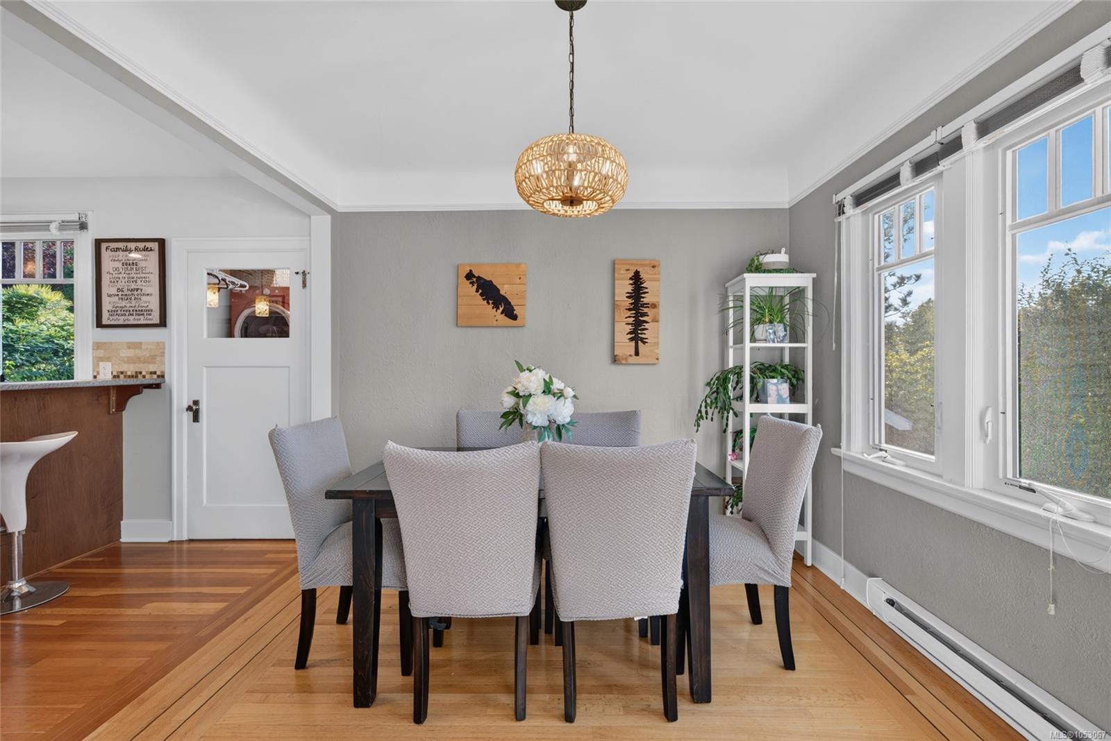 3015 Dean Ave — listing photo 10 of 30
