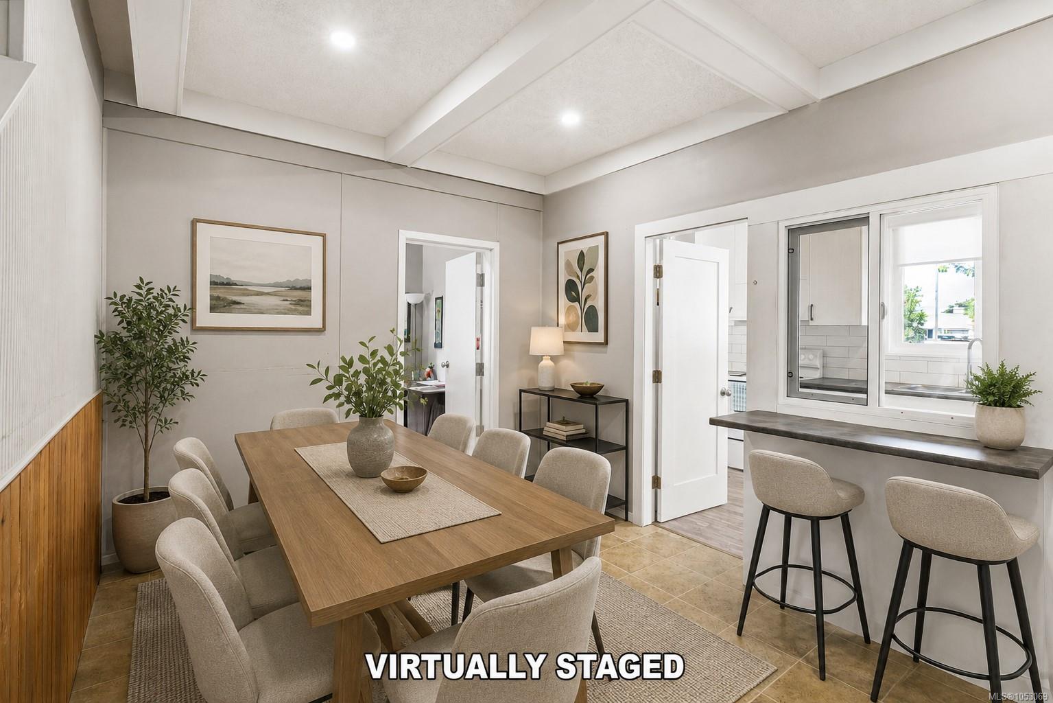 739 Marchmont Rd — listing photo 10 of 43