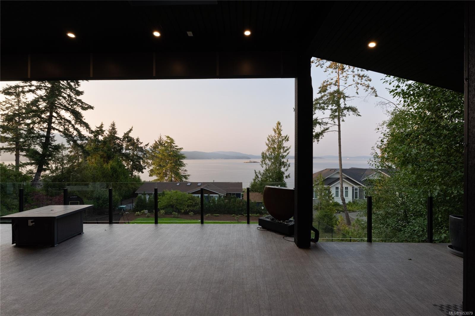1470 Lands End Rd — listing photo 12 of 56