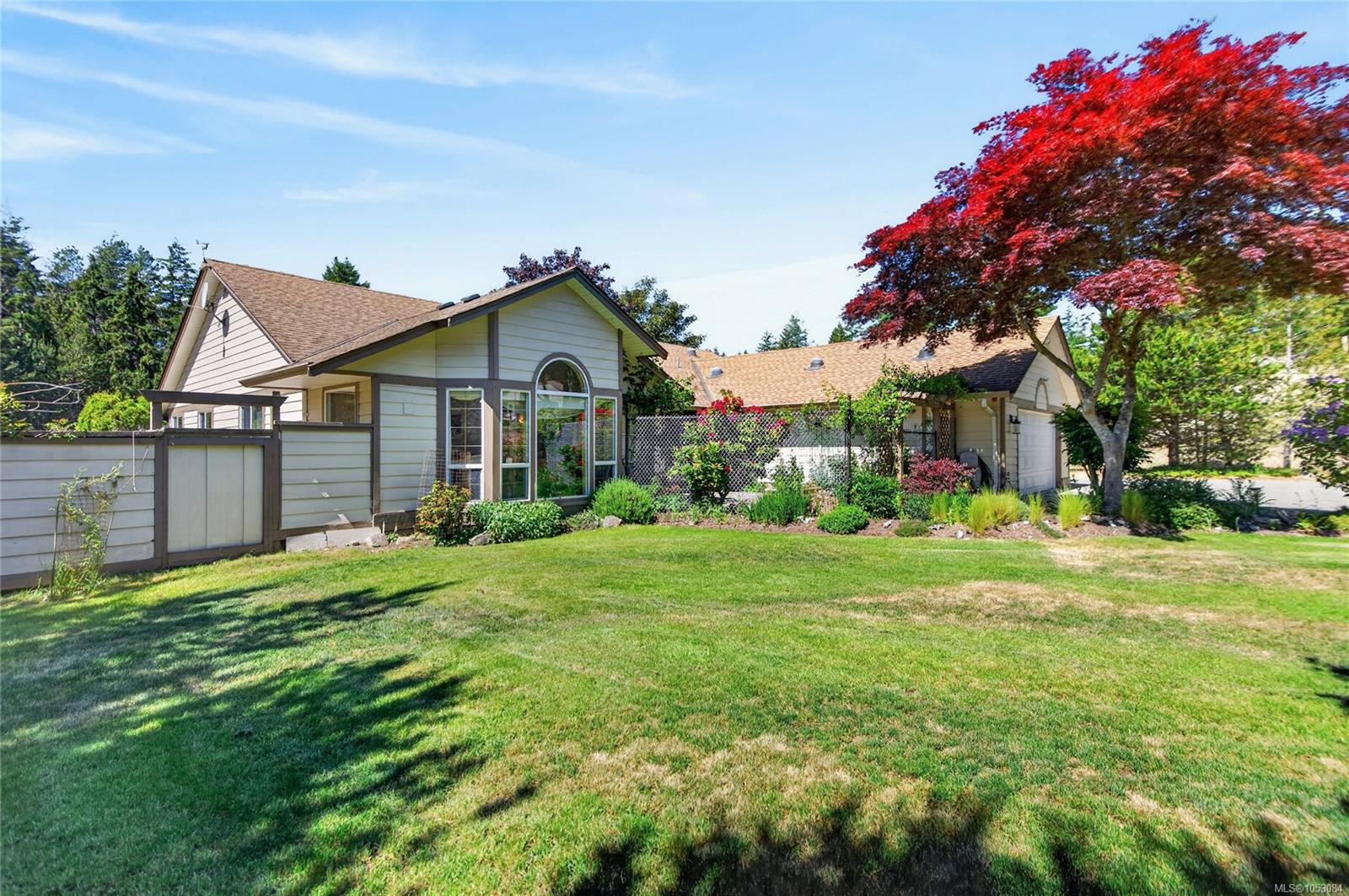 657 Sierra Pines Rd — listing photo 5 of 77