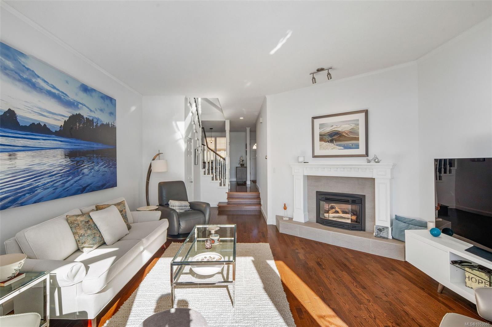 90-208 Russell St — listing photo 14 of 59