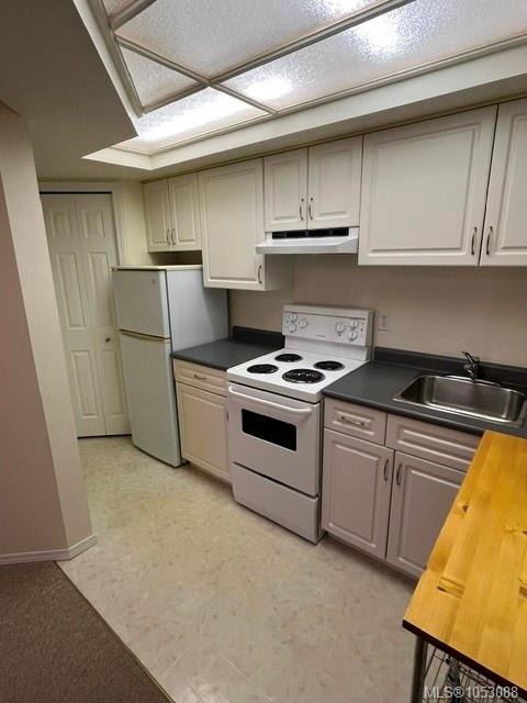 208-264 McVickers St — listing photo 8 of 13