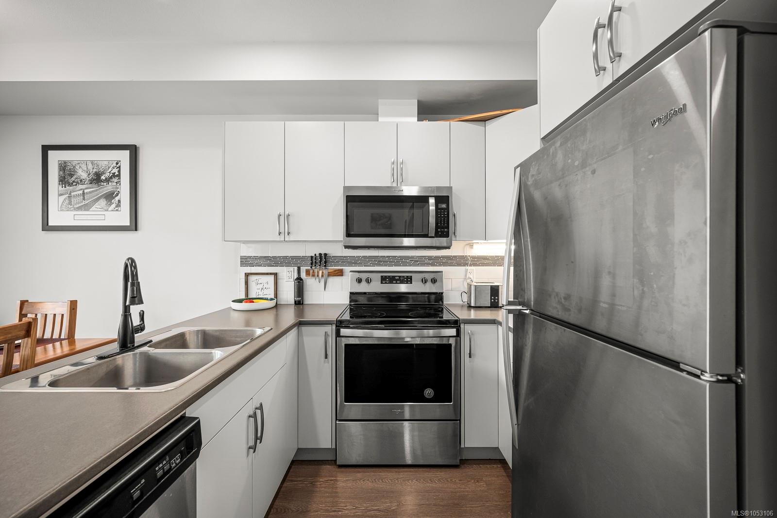 12-2109 13th St — listing photo 11 of 56