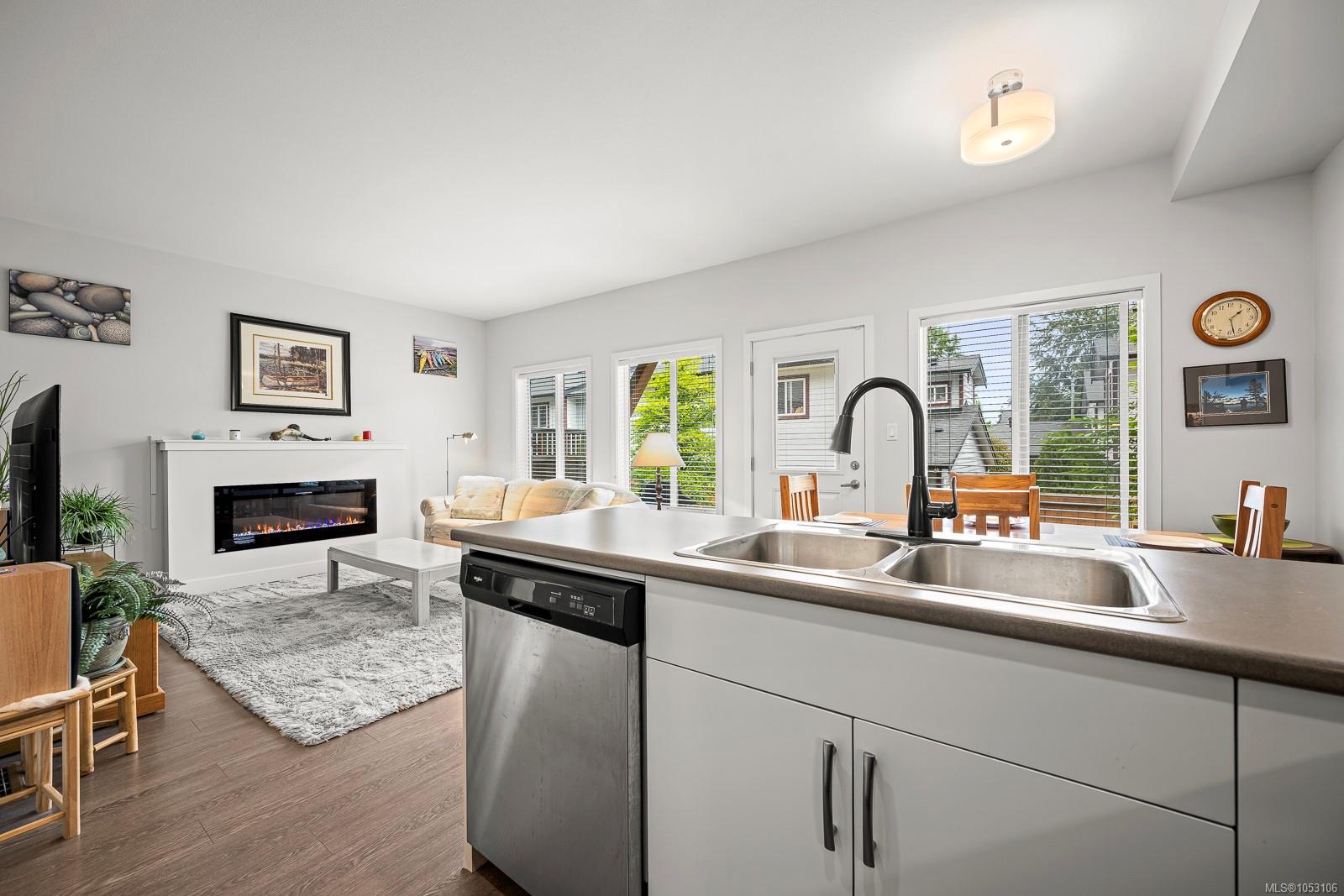 12-2109 13th St — listing photo 13 of 56