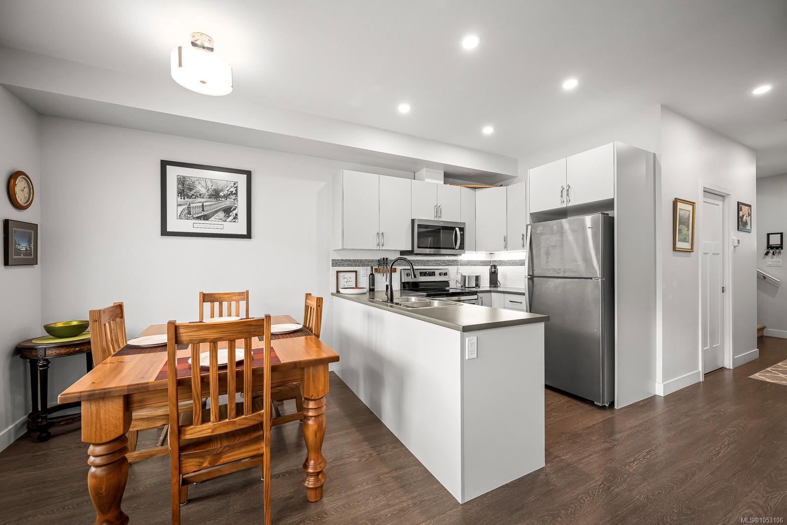 12-2109 13th St — listing photo 9 of 56