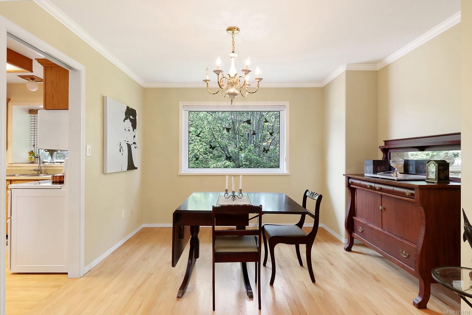 1503 Juniper Pl — listing photo 11 of 34