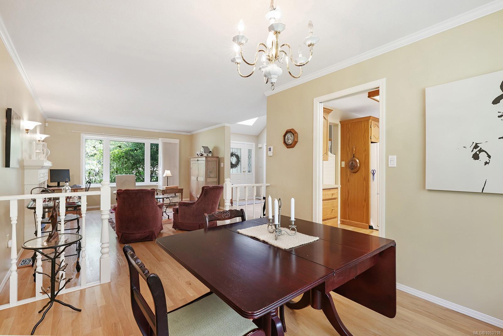 1503 Juniper Pl — listing photo 12 of 34