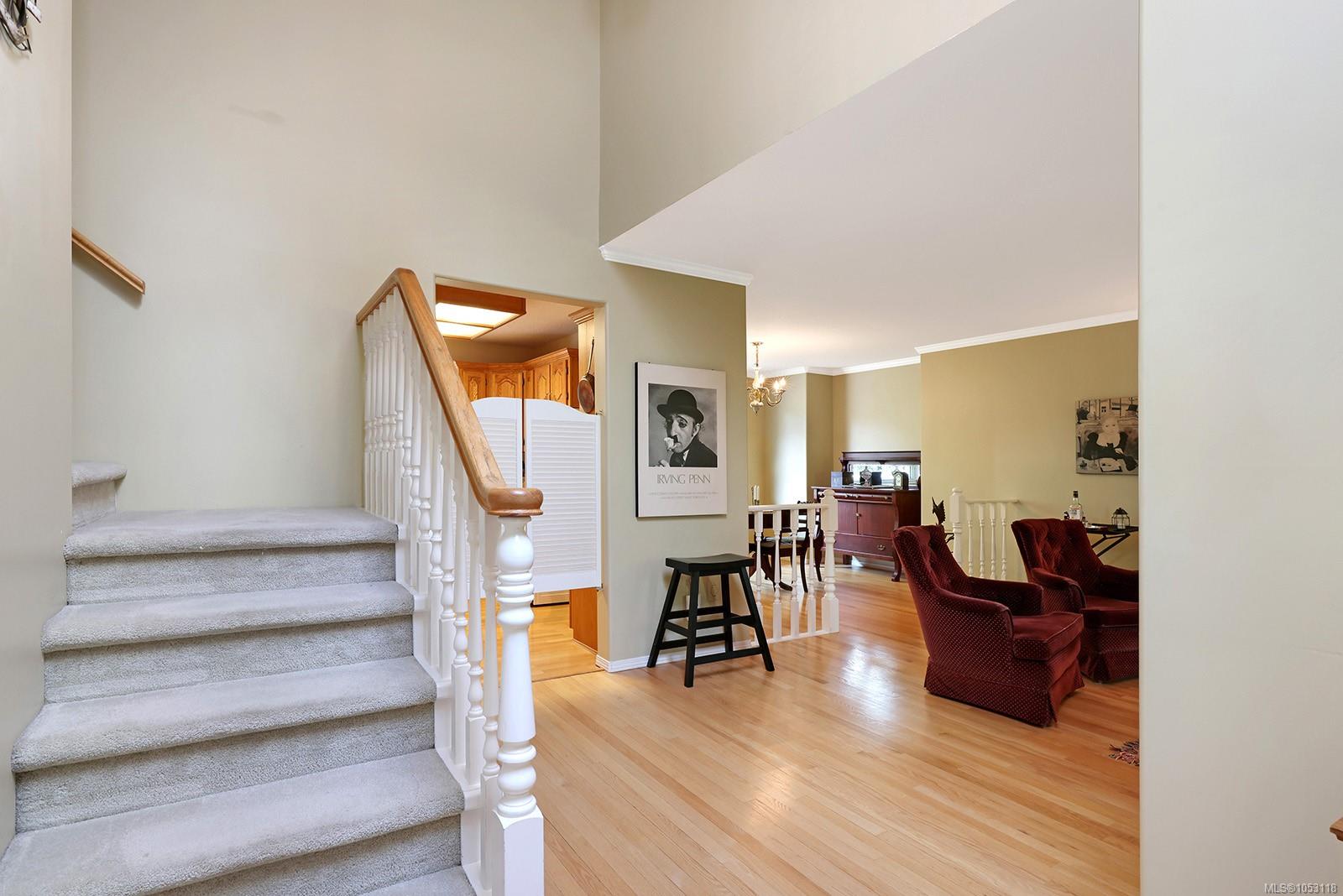 1503 Juniper Pl — listing photo 7 of 34