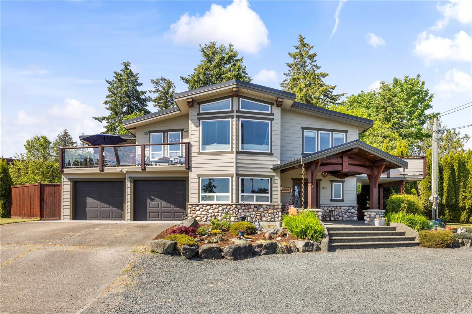 885 Glenhale Cres — listing photo 11 of 96