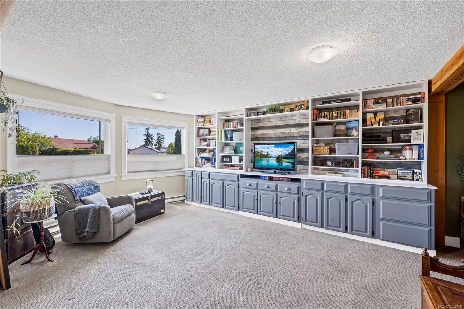885 Glenhale Cres — listing photo 10 of 96