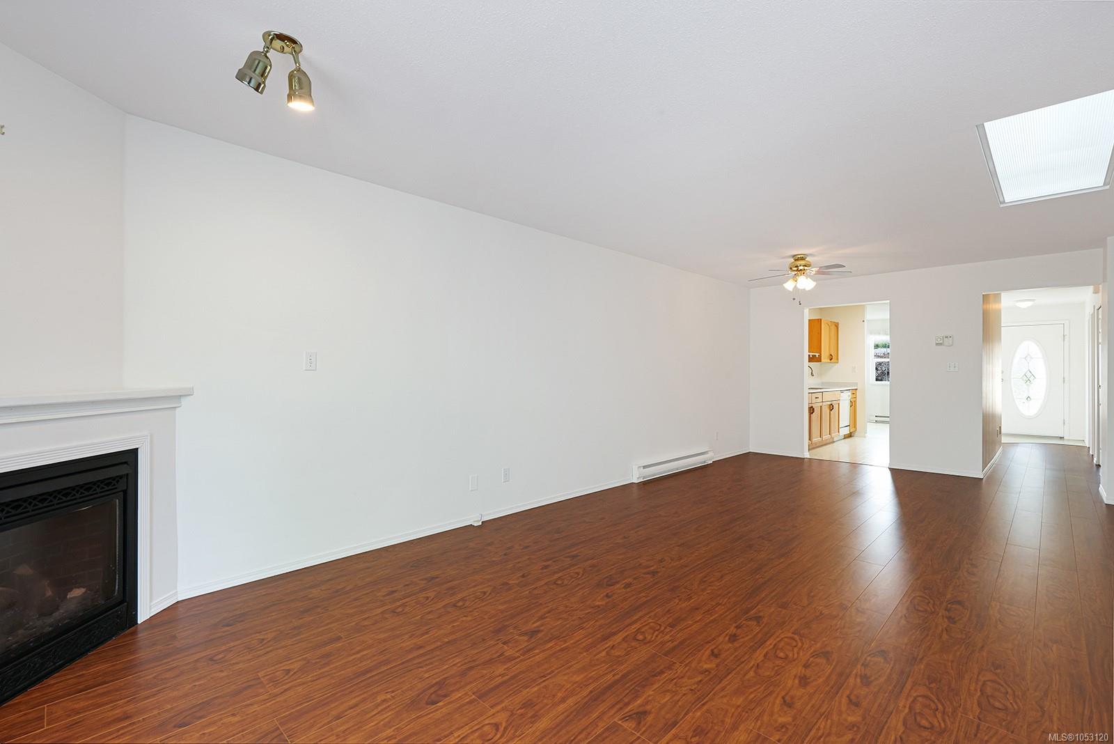 3-3355 First St — listing photo 10 of 21