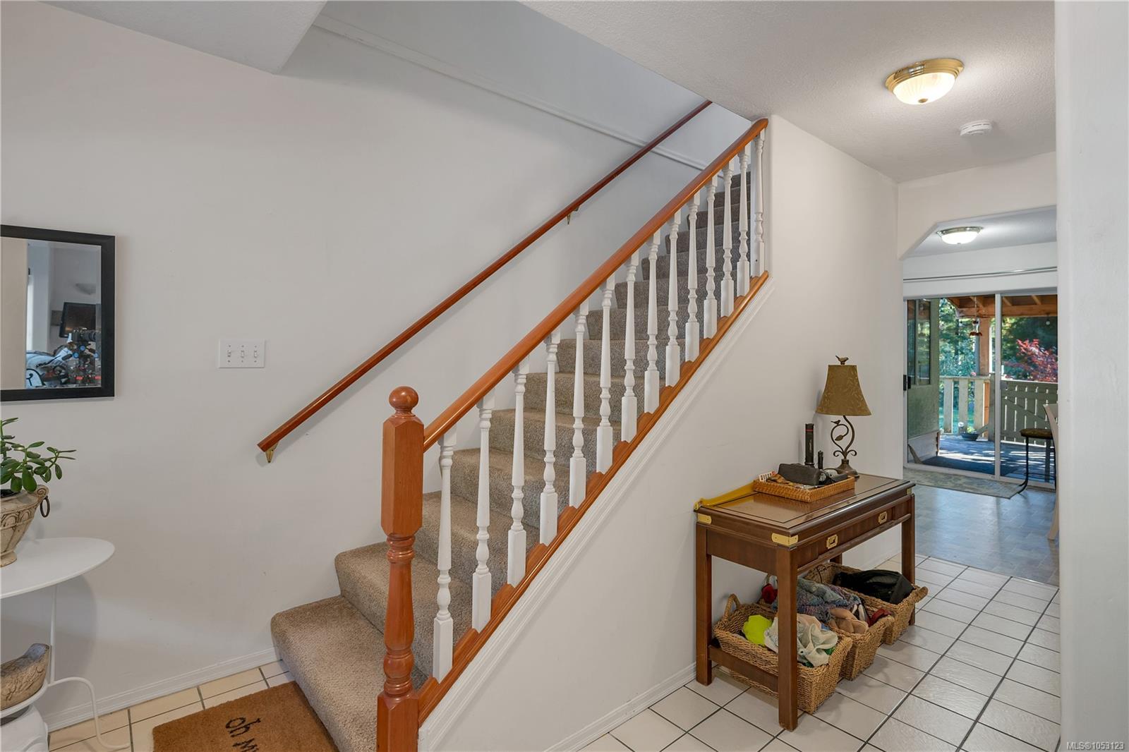 1492 Hyacinthe Bay Rd — listing photo 9 of 58