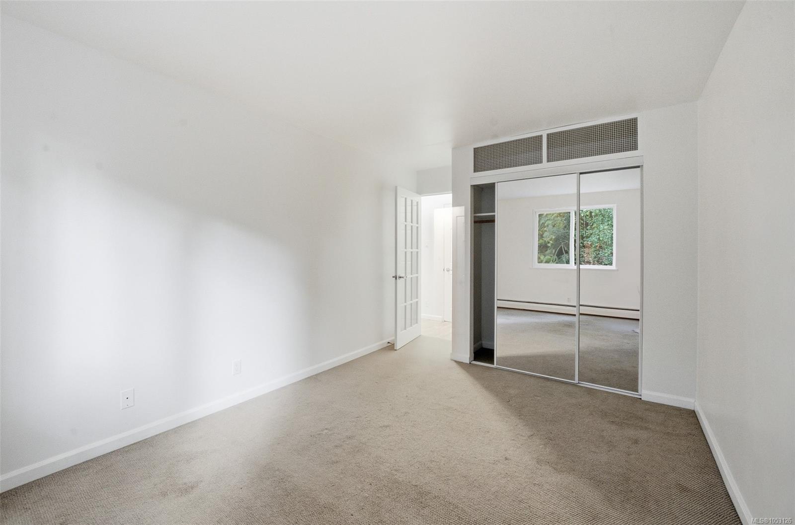 4204-997 Bowen Rd — listing photo 10 of 26