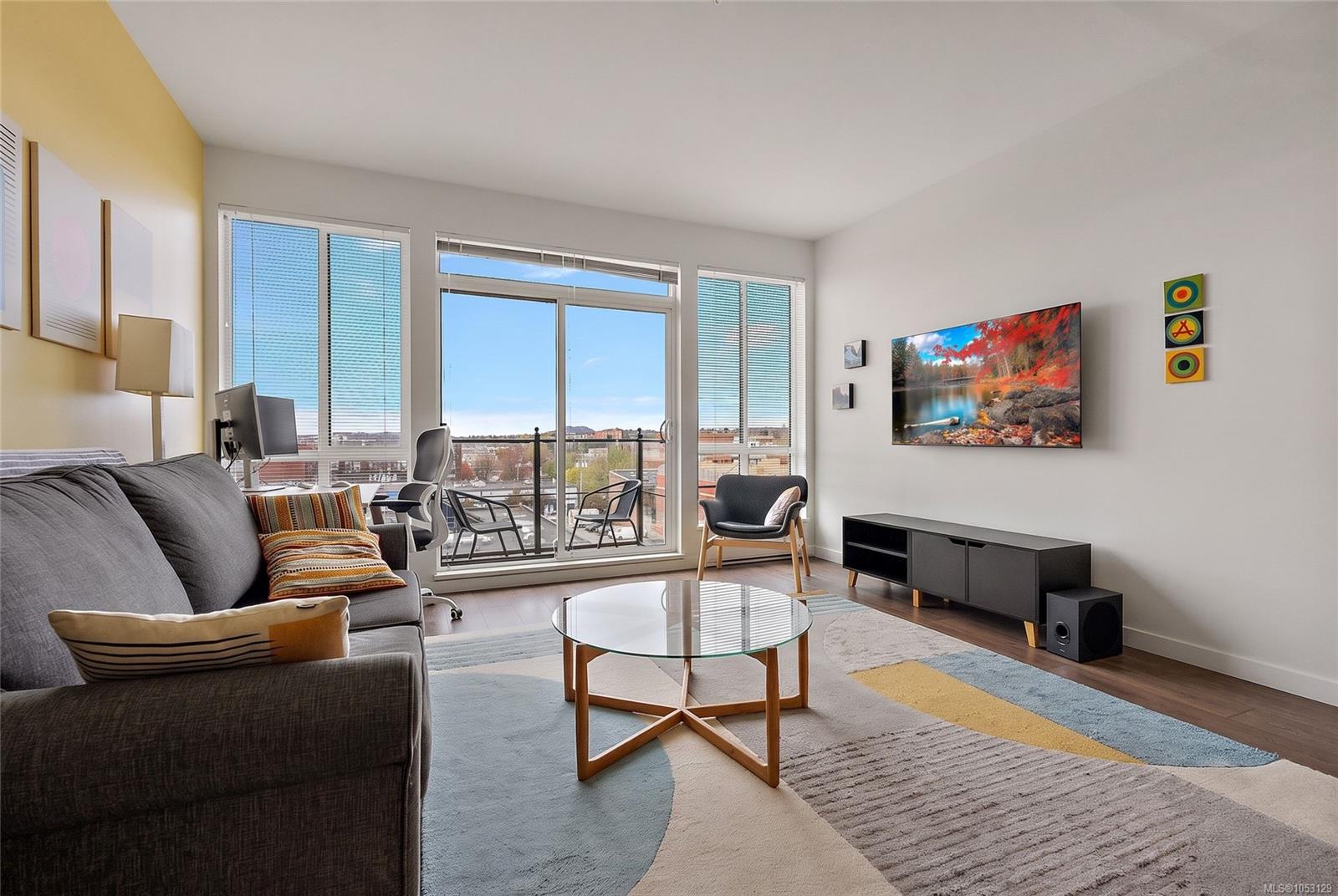 506-517 Fisgard St — listing photo 11 of 28