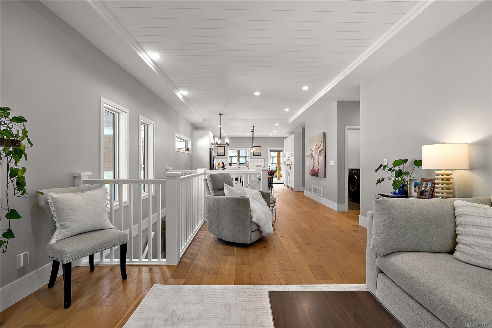 649 Frederic Rd — listing photo 7 of 38