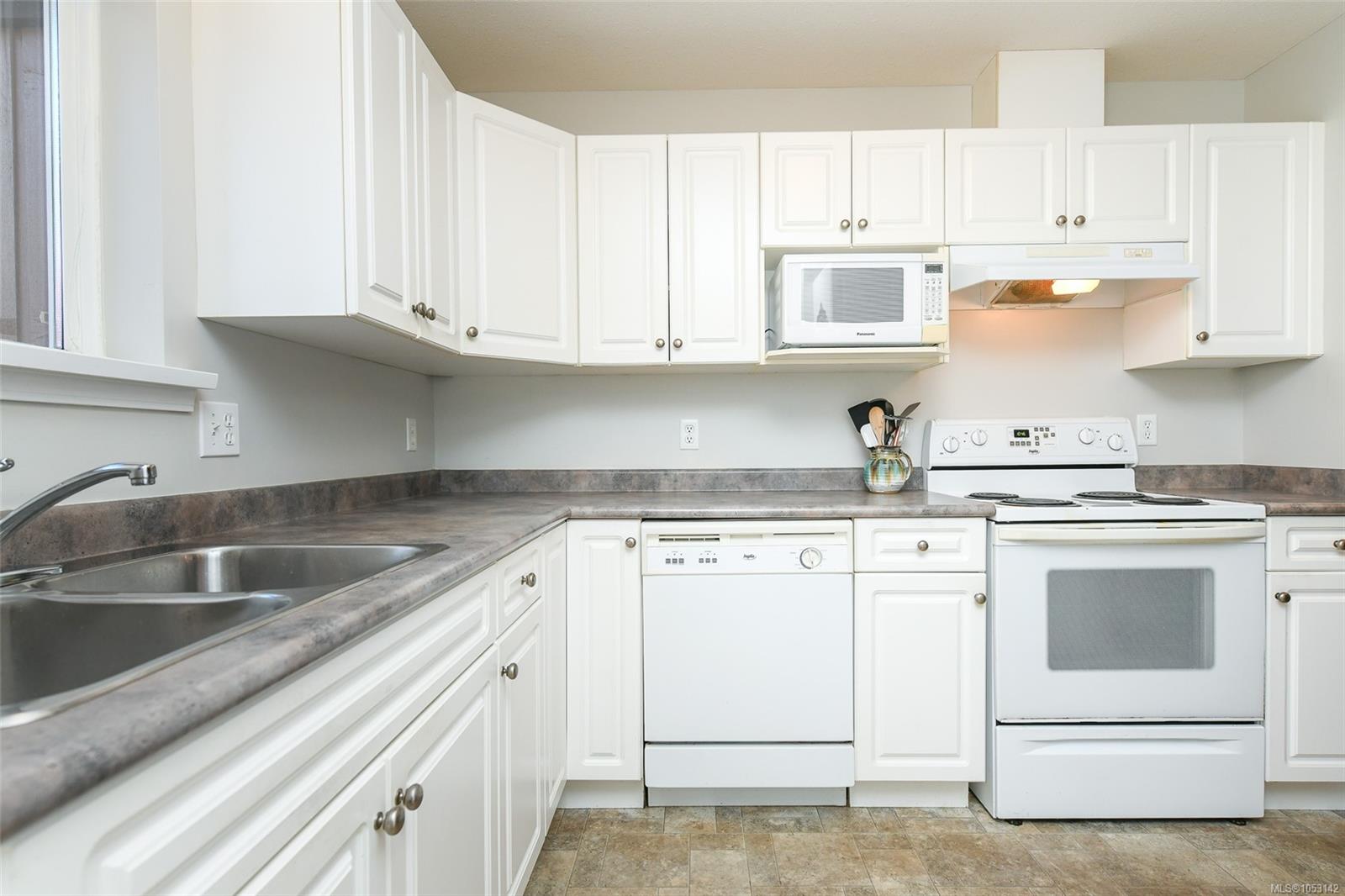 25-2197 Murrelet Dr — listing photo 5 of 33