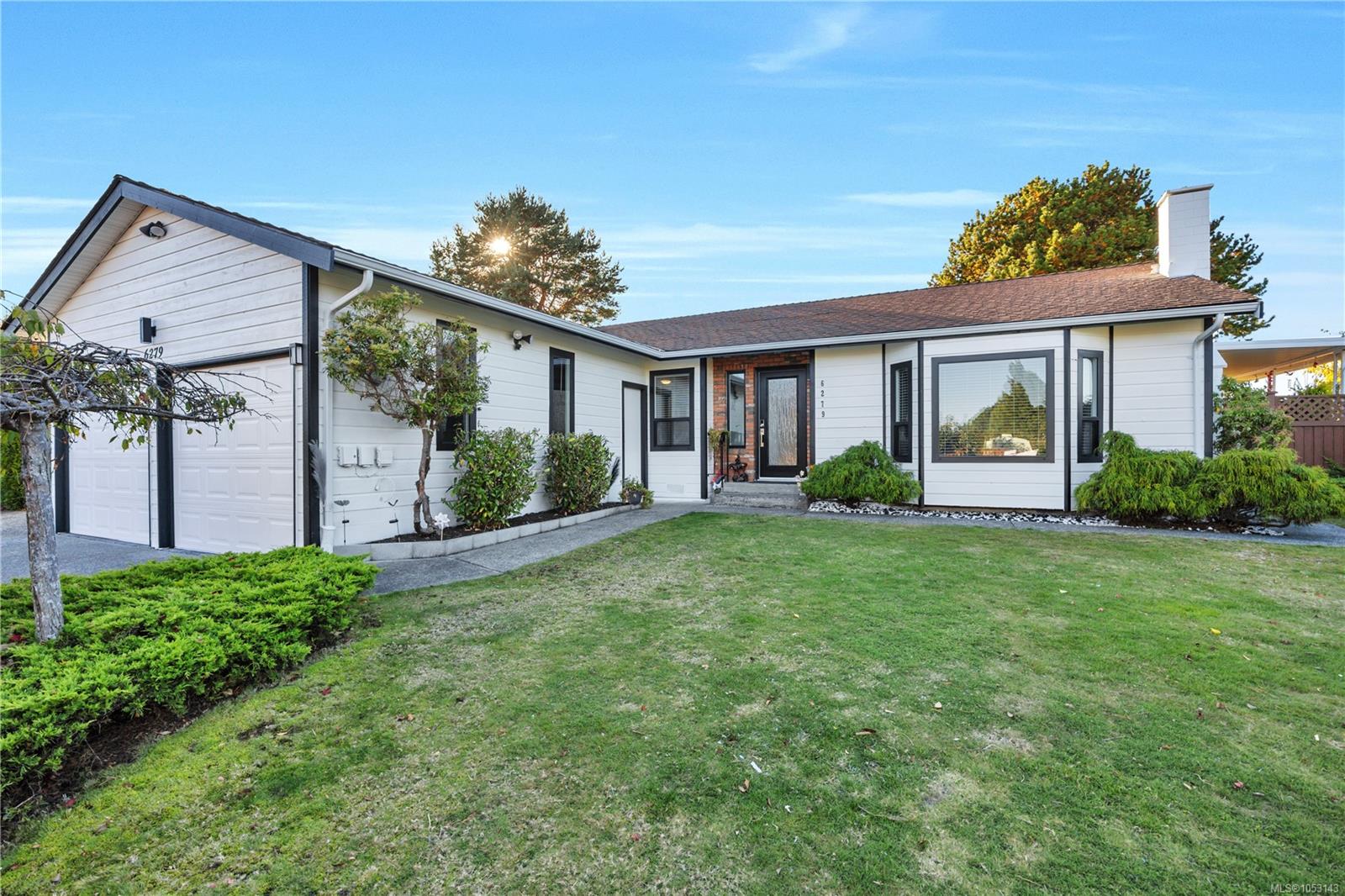 6279 Blueback Rd — listing photo 2 of 24