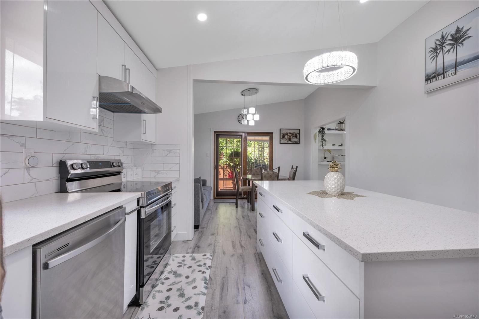 6279 Blueback Rd — listing photo 7 of 24