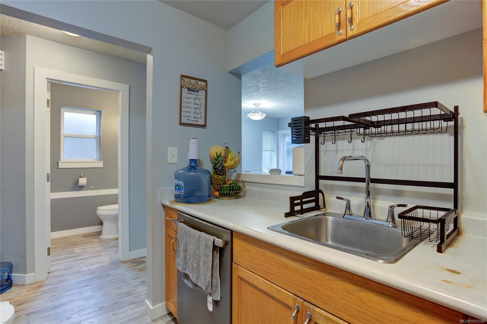 29-215 Madill Rd — listing photo 4 of 38