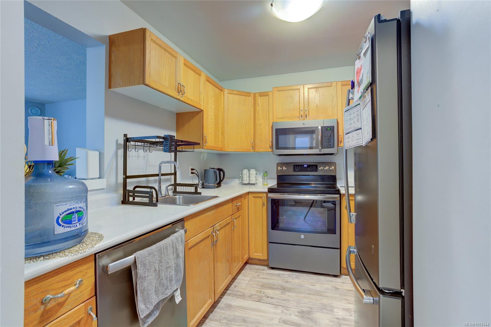 29-215 Madill Rd — listing photo 6 of 38