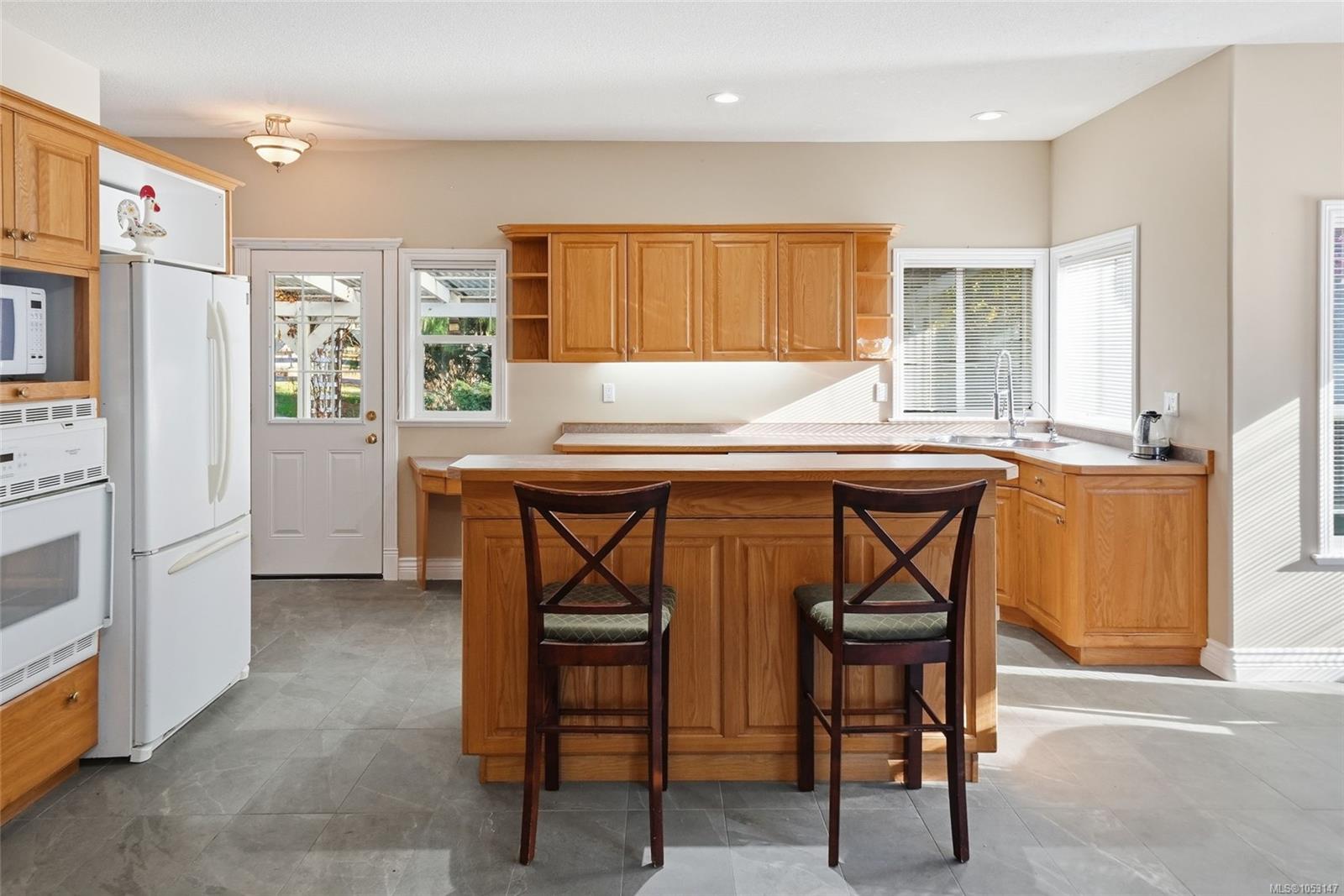 2910 Raven Hill Rd — listing photo 13 of 70
