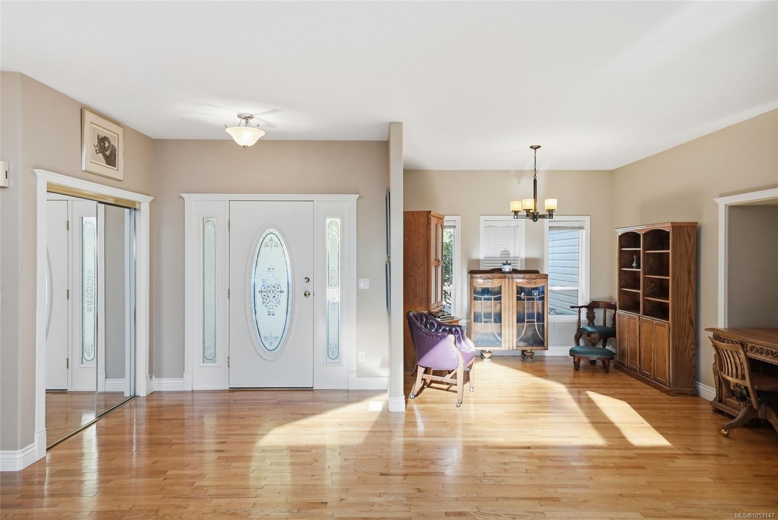 2910 Raven Hill Rd — listing photo 7 of 70