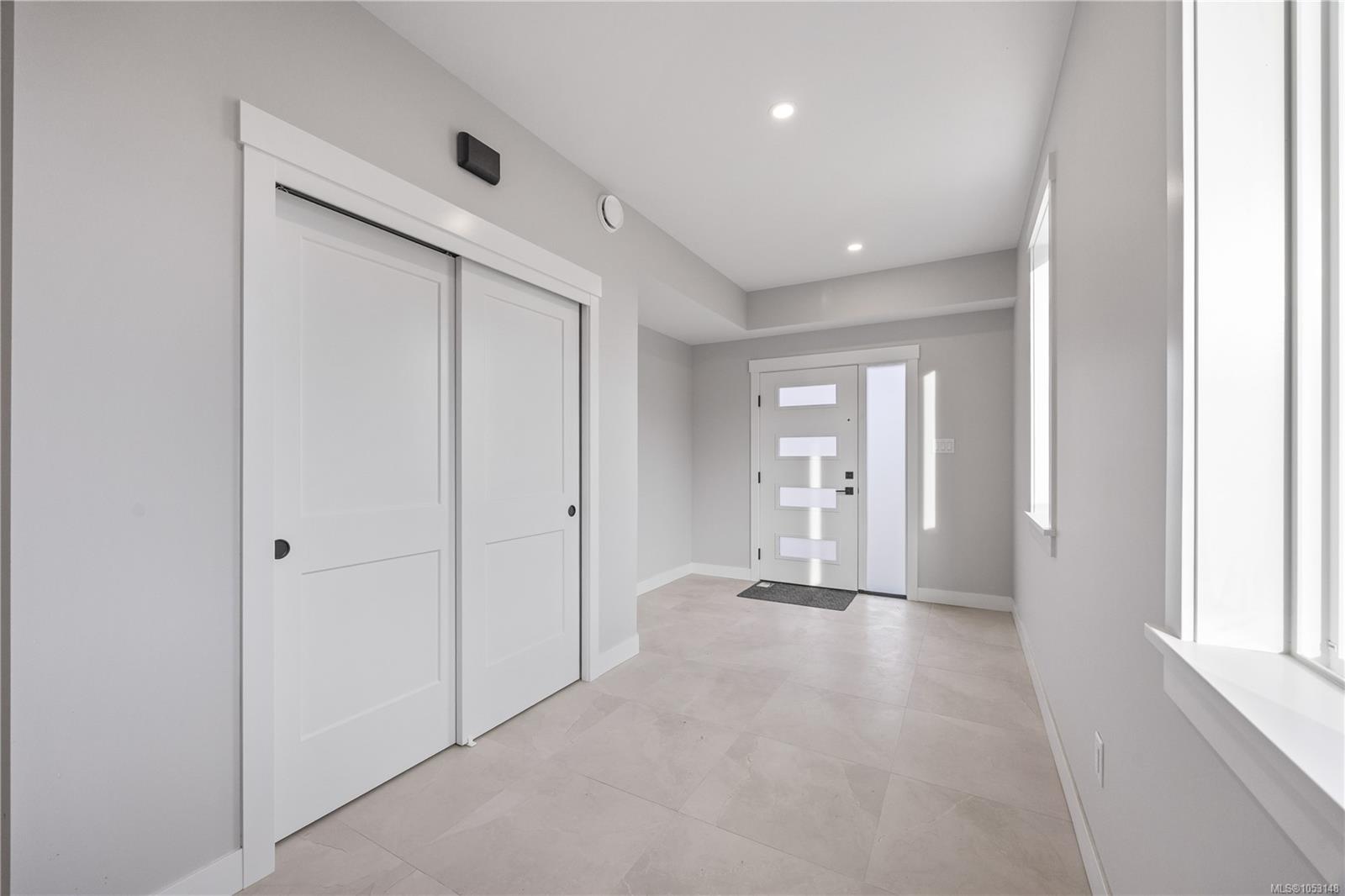 139 Marina View Dr — listing photo 3 of 47