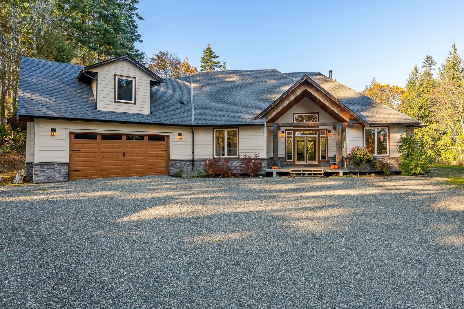 5861 Garvin Rd — listing photo 2 of 40