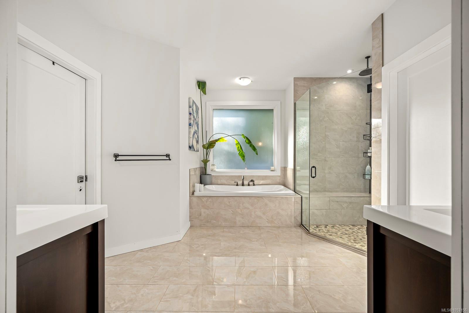 5861 Garvin Rd — listing photo 9 of 40