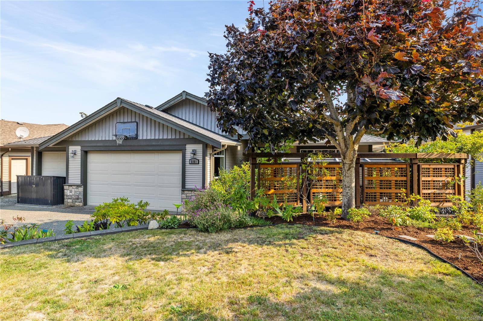 5161 Dunn Pl — listing photo 2 of 68
