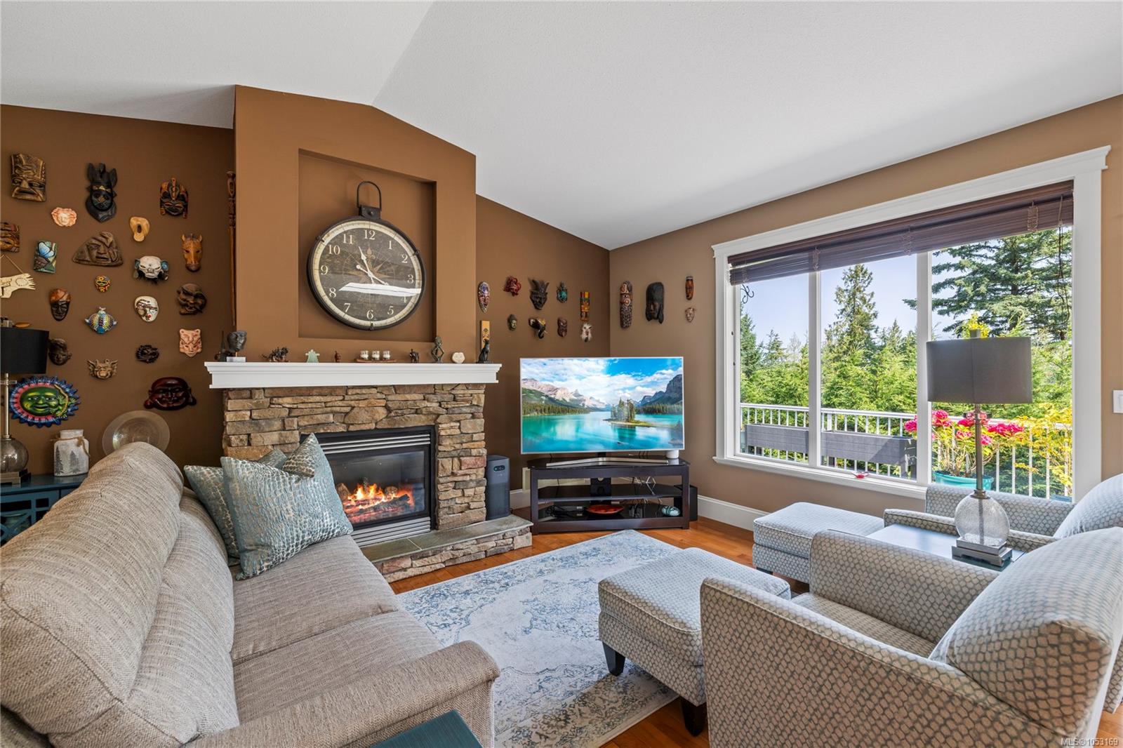 5161 Dunn Pl — listing photo 7 of 68