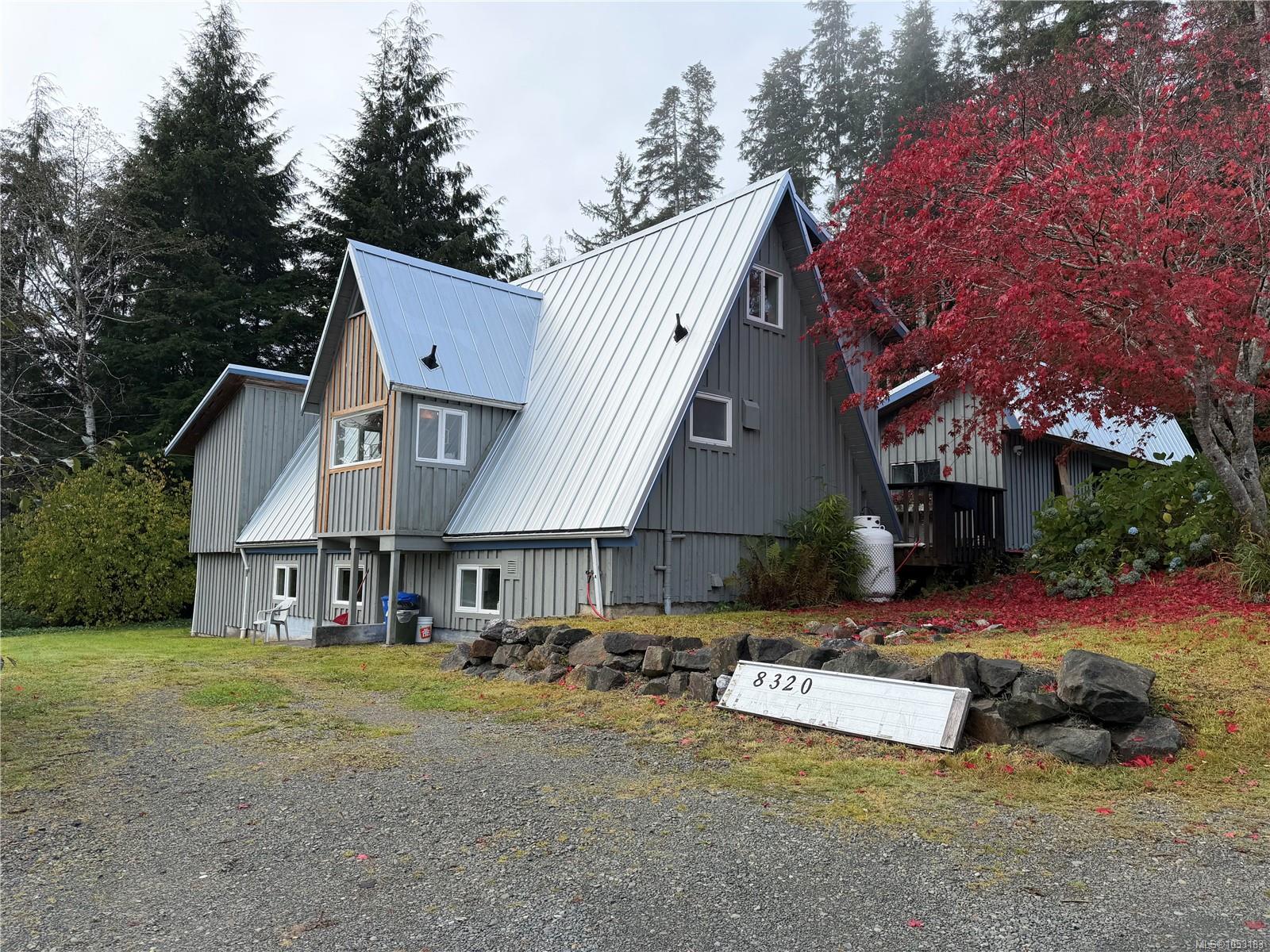 8320 Lansdowne Rd — listing photo 2 of 33